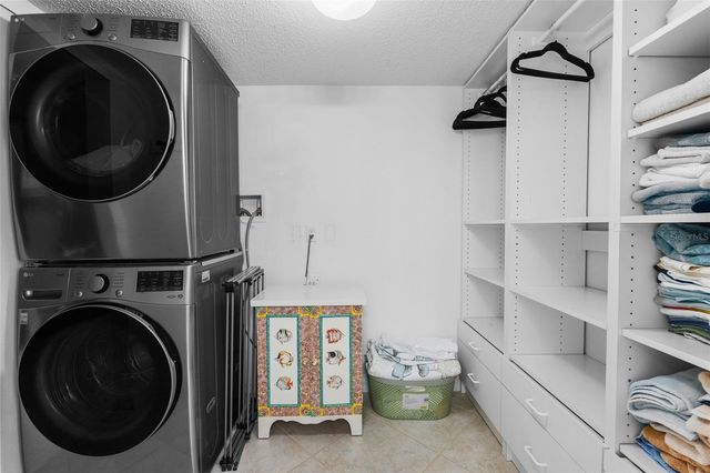 1269 DOCKSIDE PLACE 115, Sarasota, FL 34242