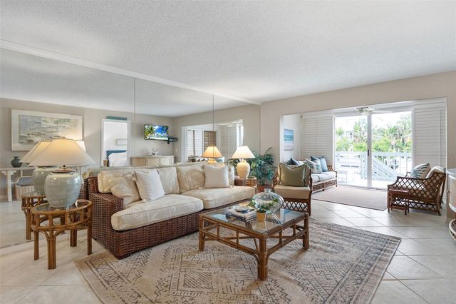 1269 DOCKSIDE PLACE 115, Sarasota, FL 34242