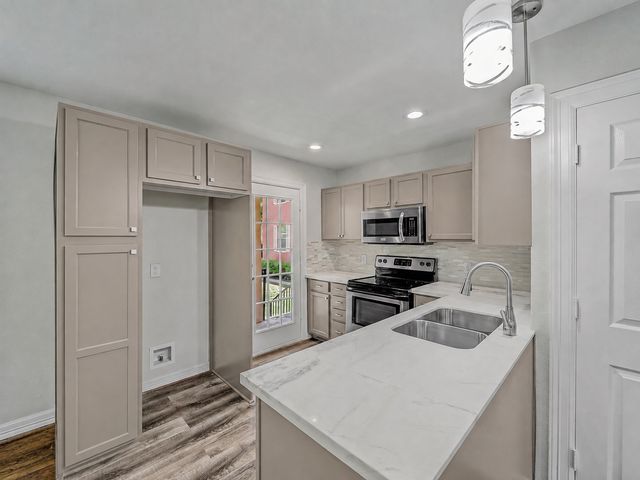 4814 Bradford Drive 4814B, Dallas, TX 75219