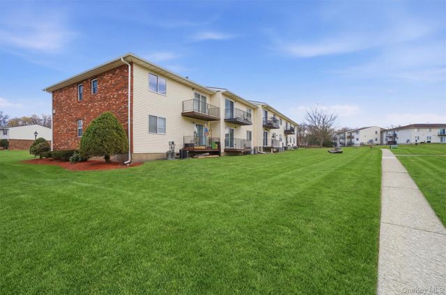 276 Temple Hill Road 1613, New Windsor, NY 12553