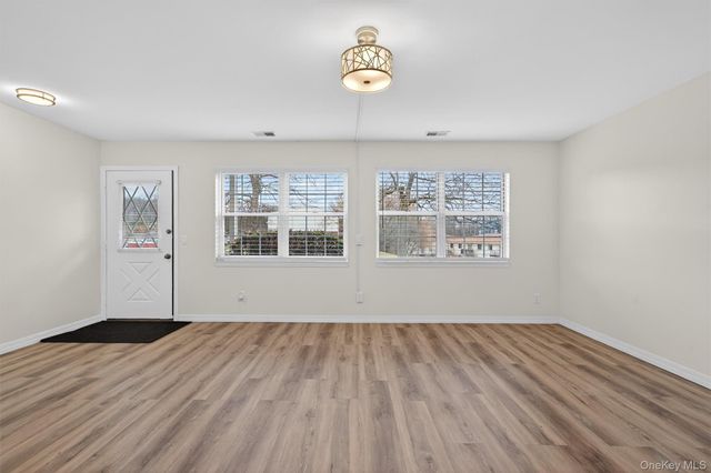 276 Temple Hill Road 1613, New Windsor, NY 12553