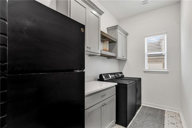 4217 Skylar Drive, College Station, TX 77845