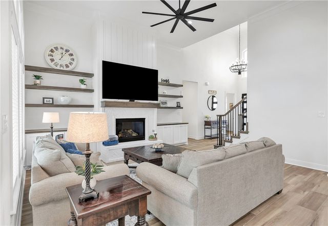 4217 Skylar Drive, College Station, TX 77845