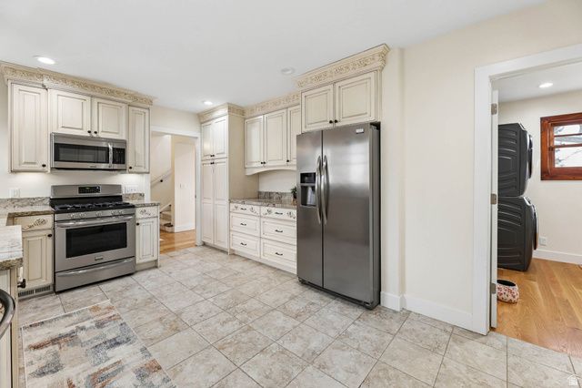 786 E ELEVENTH AVE, Salt Lake City, UT 84103