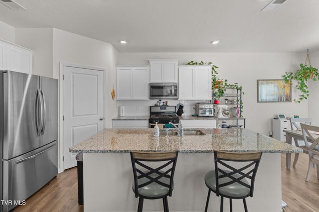 573 Cliff Street, Morristown, TN 37814