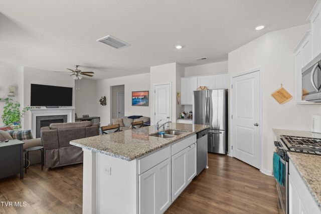 573 Cliff Street, Morristown, TN 37814