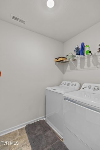 573 Cliff Street, Morristown, TN 37814