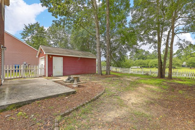 8983 Planters Row Lane, Summerville, SC 29485