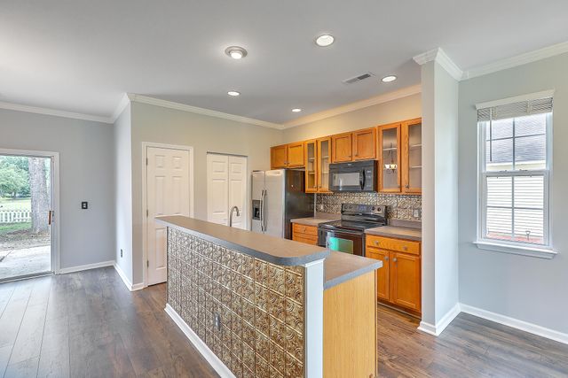 8983 Planters Row Lane, Summerville, SC 29485