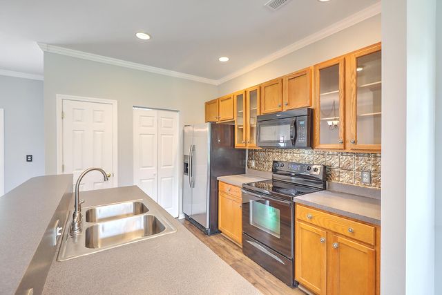 8983 Planters Row Lane, Summerville, SC 29485