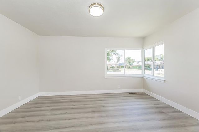 5383 Easterby Drive N, Fresno, CA 93727