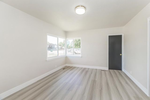 5383 Easterby Drive N, Fresno, CA 93727
