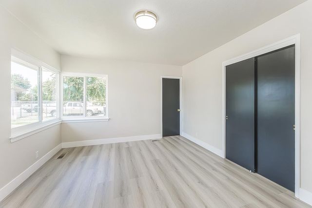 5383 Easterby Drive N, Fresno, CA 93727