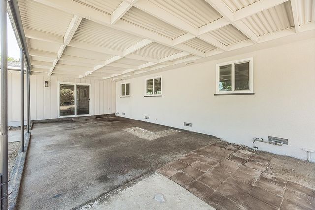 5383 Easterby Drive N, Fresno, CA 93727