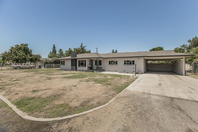 5383 Easterby Drive N, Fresno, CA 93727