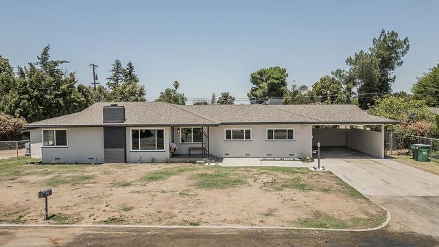 5383 Easterby Drive N, Fresno, CA 93727