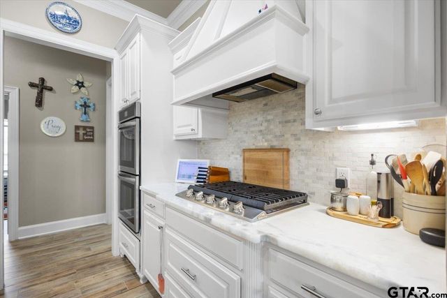 212 Pecan Park Dr, Bullard, TX 75757