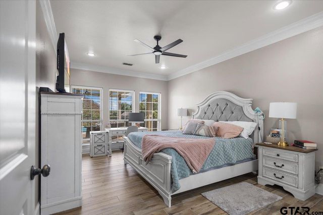 212 Pecan Park Dr, Bullard, TX 75757