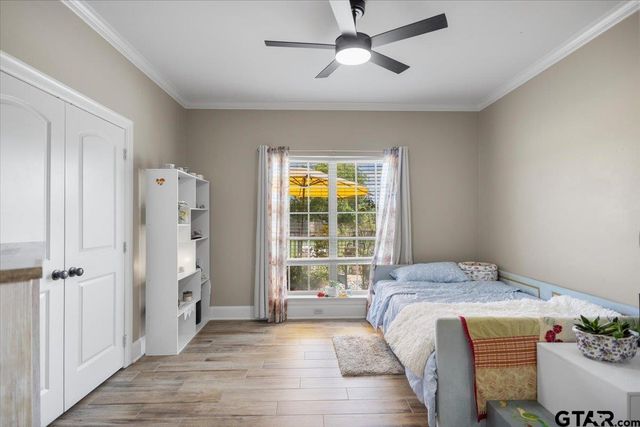 212 Pecan Park Dr, Bullard, TX 75757