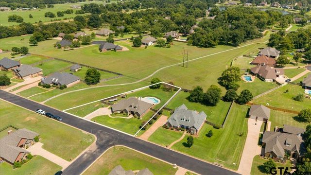 212 Pecan Park Dr, Bullard, TX 75757