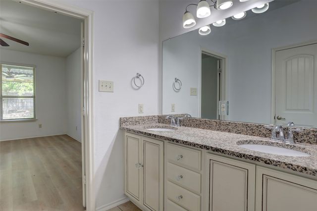 432 Hideaway Road, Mckinney, TX 75072