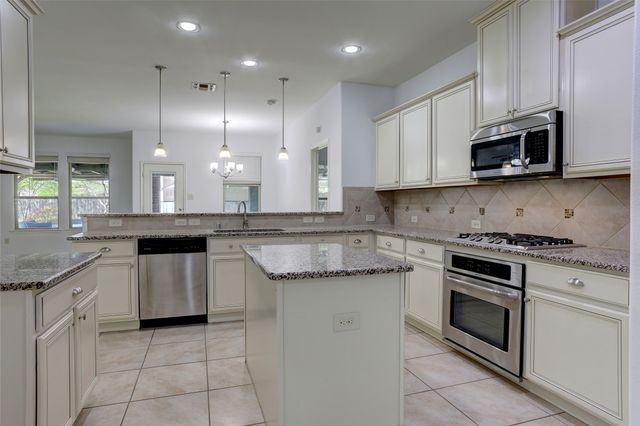 432 Hideaway Road, Mckinney, TX 75072