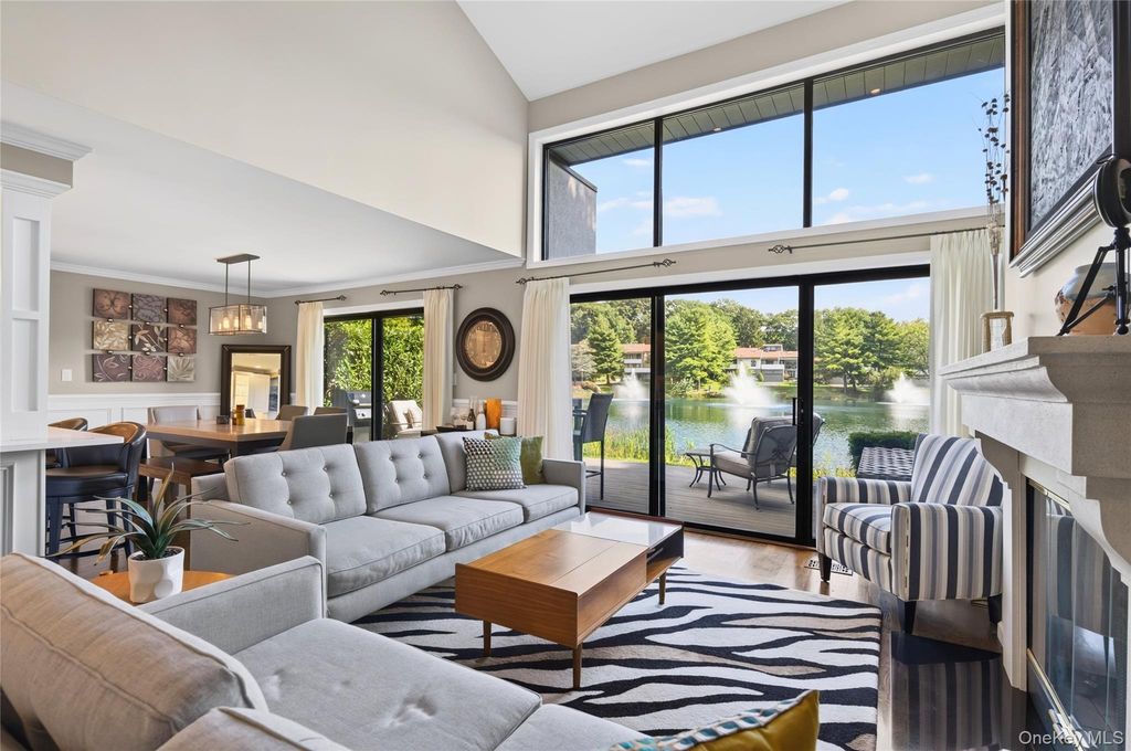 93 Eagle Chase, Woodbury, NY 11797 — photo 5