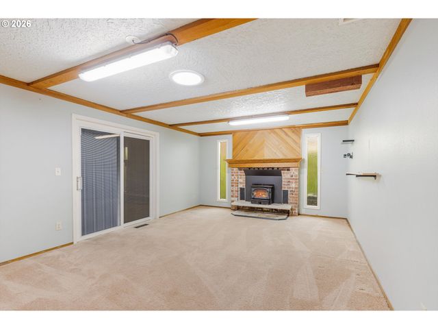 2245 Se WENDY Dr, Gresham, OR 97080