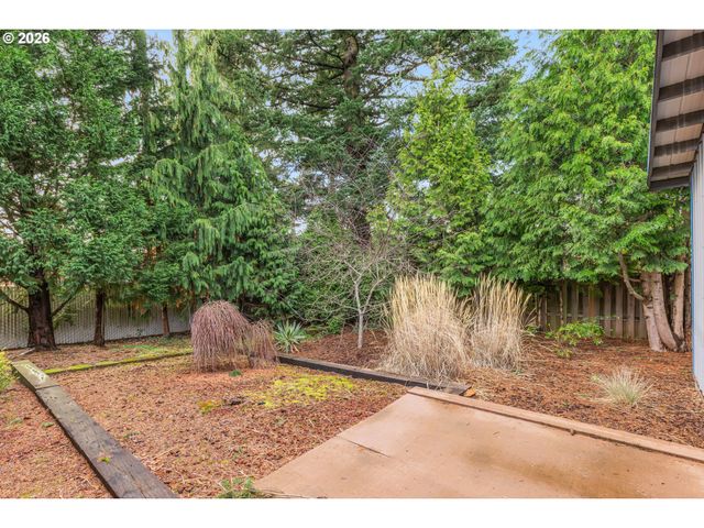 2245 Se WENDY Dr, Gresham, OR 97080