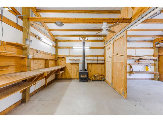 2245 Se WENDY Dr, Gresham, OR 97080