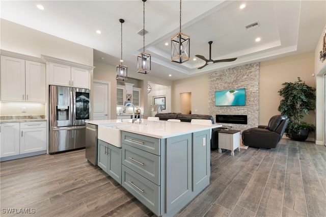 2833 NW 41st AVE, Cape Coral, FL 33993