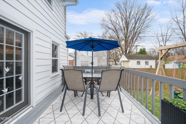903 Lochhaven Boulevard, Maumee, OH 43537