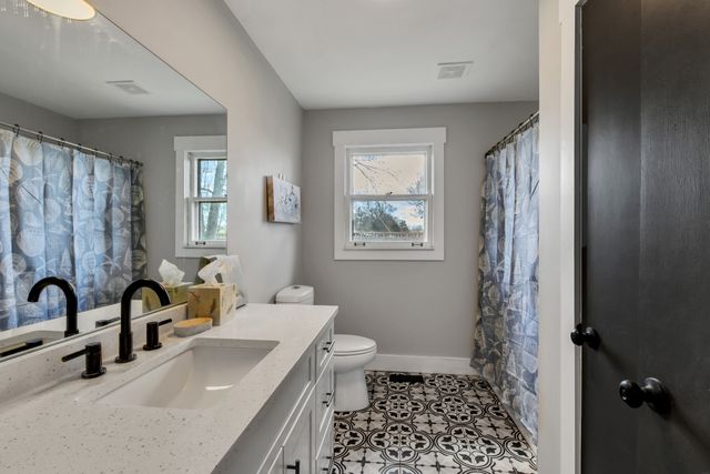 1261 Harrison Rd, Murfreesboro, TN 37128