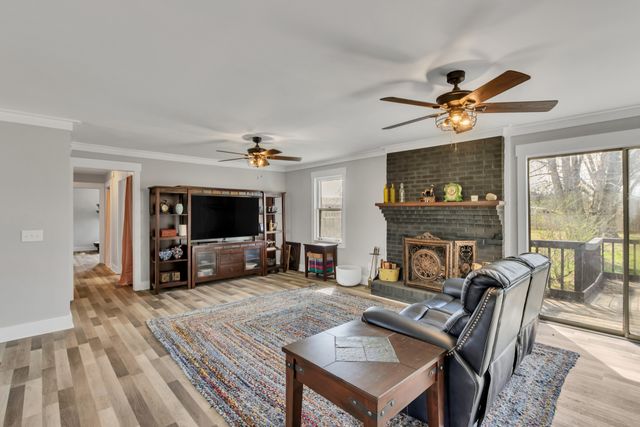 1261 Harrison Rd, Murfreesboro, TN 37128