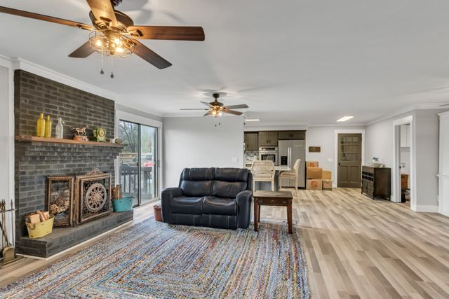 1261 Harrison Rd, Murfreesboro, TN 37128