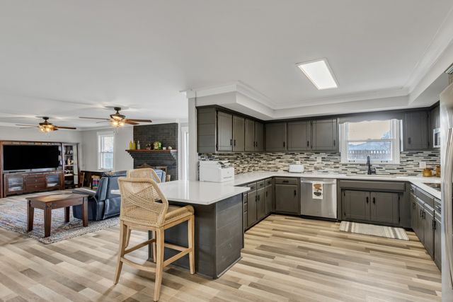 1261 Harrison Rd, Murfreesboro, TN 37128