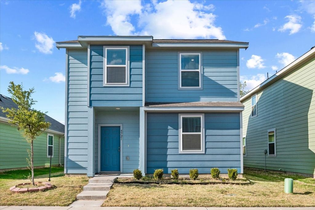5721 Topwater Trail, Fort Worth, TX 76119 — exterior
