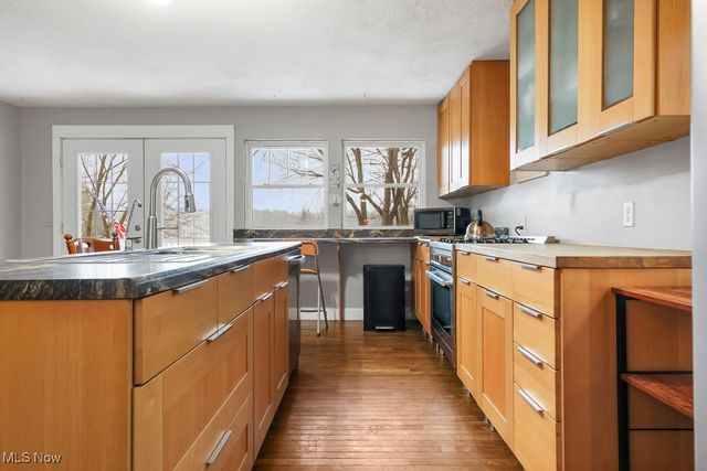 81 Cherry Drive NW, North Canton, OH 44720