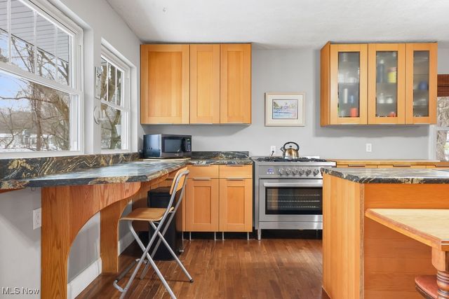 81 Cherry Drive NW, North Canton, OH 44720