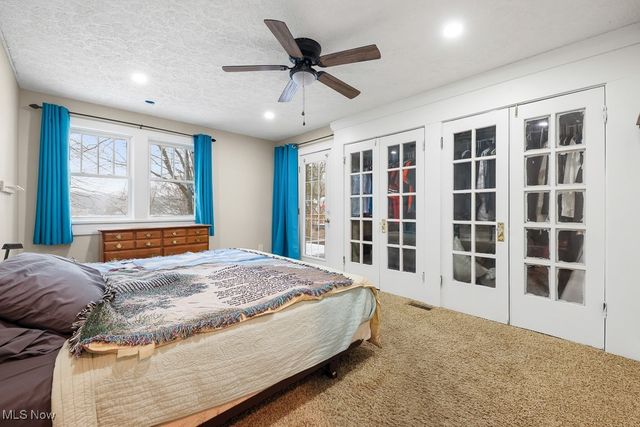 81 Cherry Drive NW, North Canton, OH 44720