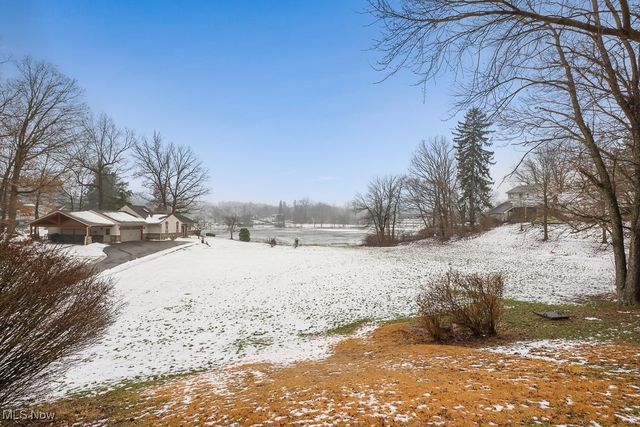 81 Cherry Drive NW, North Canton, OH 44720