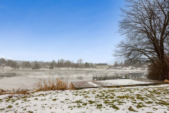 81 Cherry Drive NW, North Canton, OH 44720