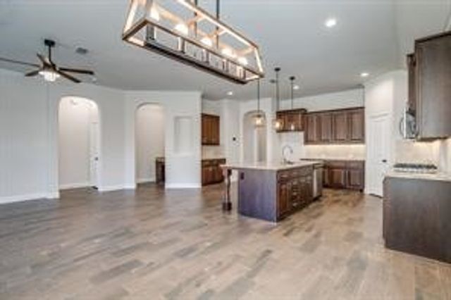 225 Palmerston Drive, Aledo, TX 76008