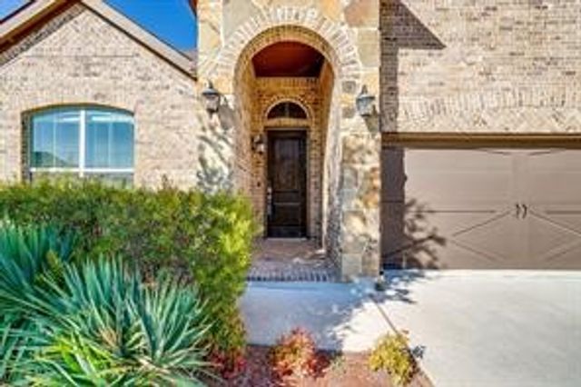 225 Palmerston Drive, Aledo, TX 76008