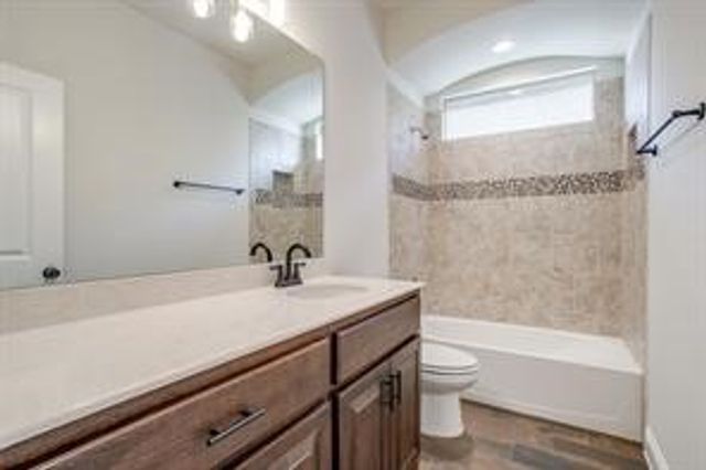 225 Palmerston Drive, Aledo, TX 76008