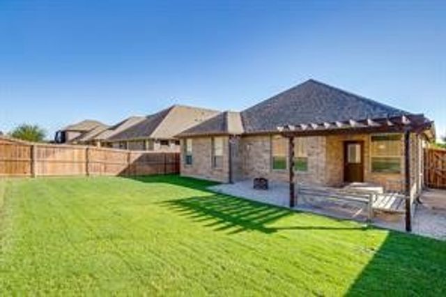 225 Palmerston Drive, Aledo, TX 76008