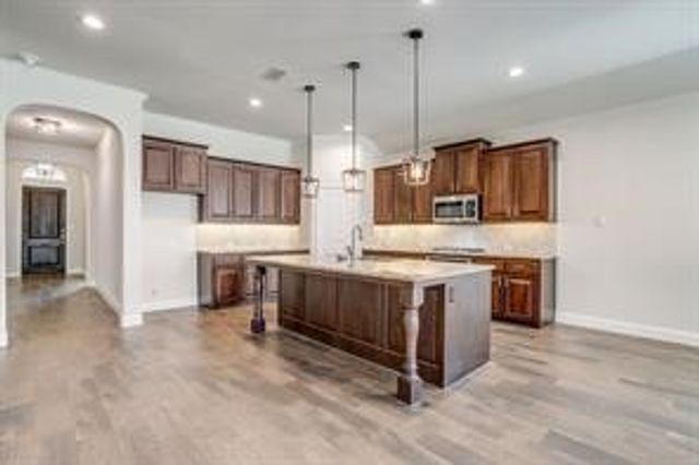 225 Palmerston Drive, Aledo, TX 76008