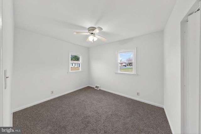 68 SAXTON RD, Dover, DE 19901