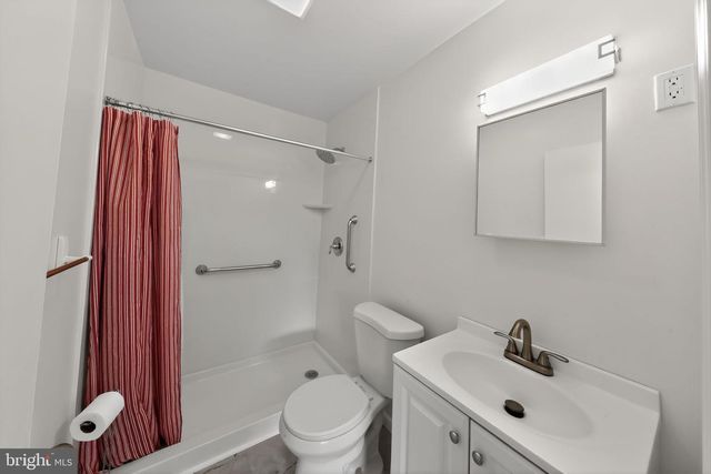 68 SAXTON RD, Dover, DE 19901