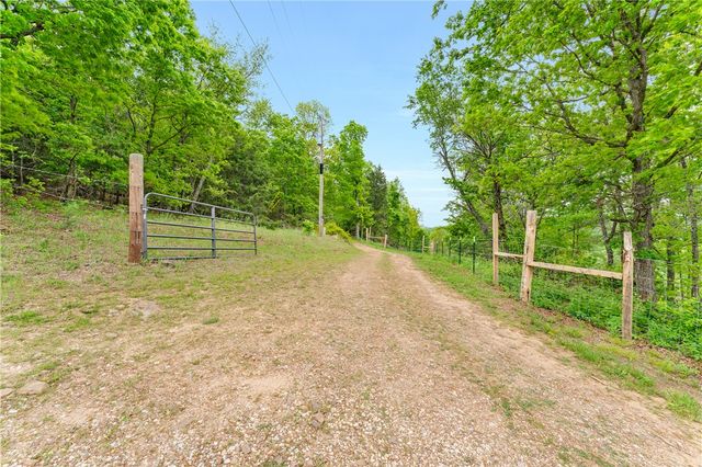 568 Madison 6182, Wesley, AR 72773
